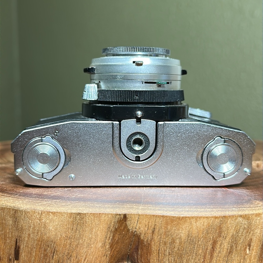 ZEISS IKON Contaflex Super with Case - Needs CLA - Picture 9 of 16